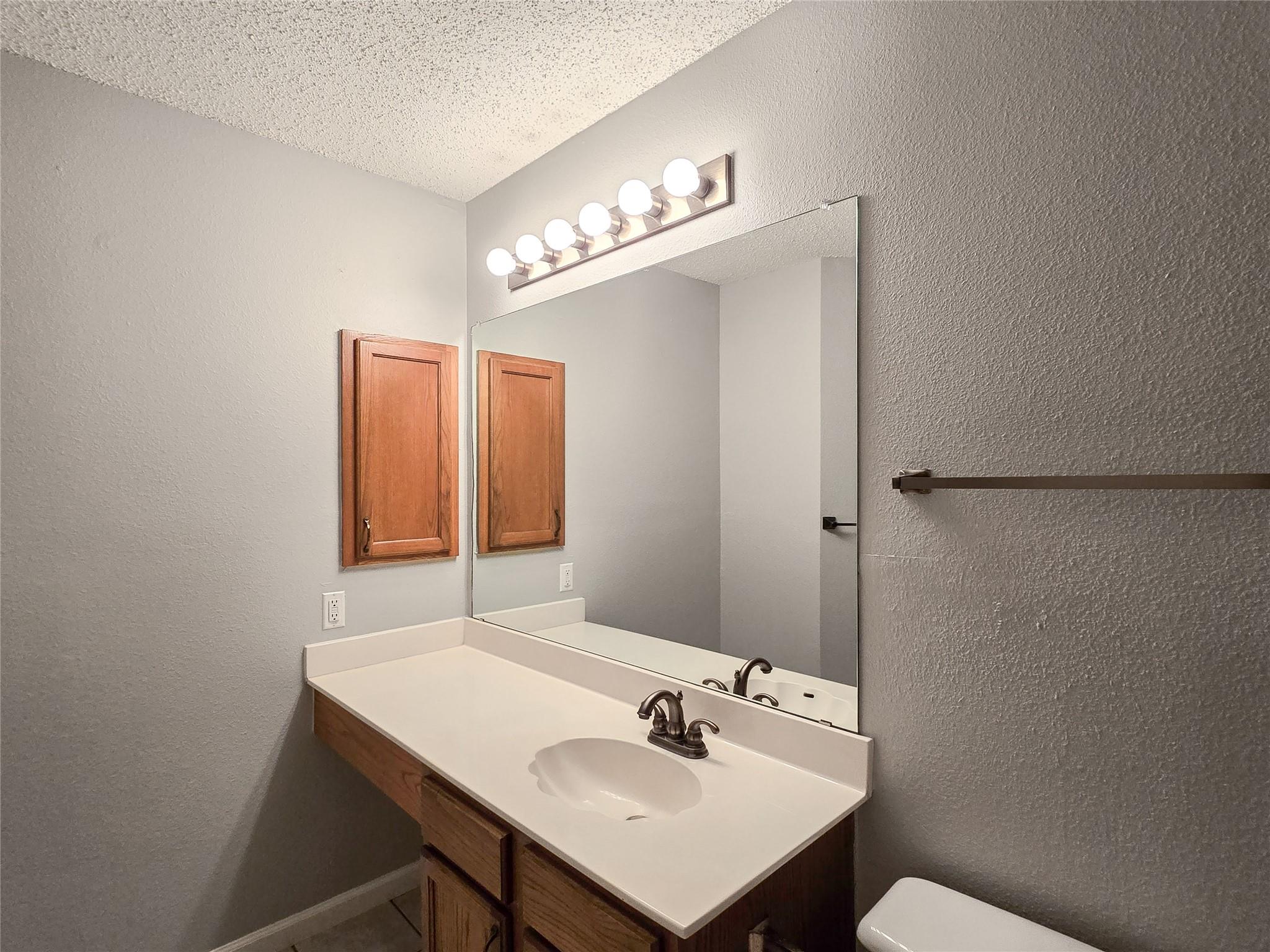 1318 Chalk Ln, Cedar Park, TX 78613