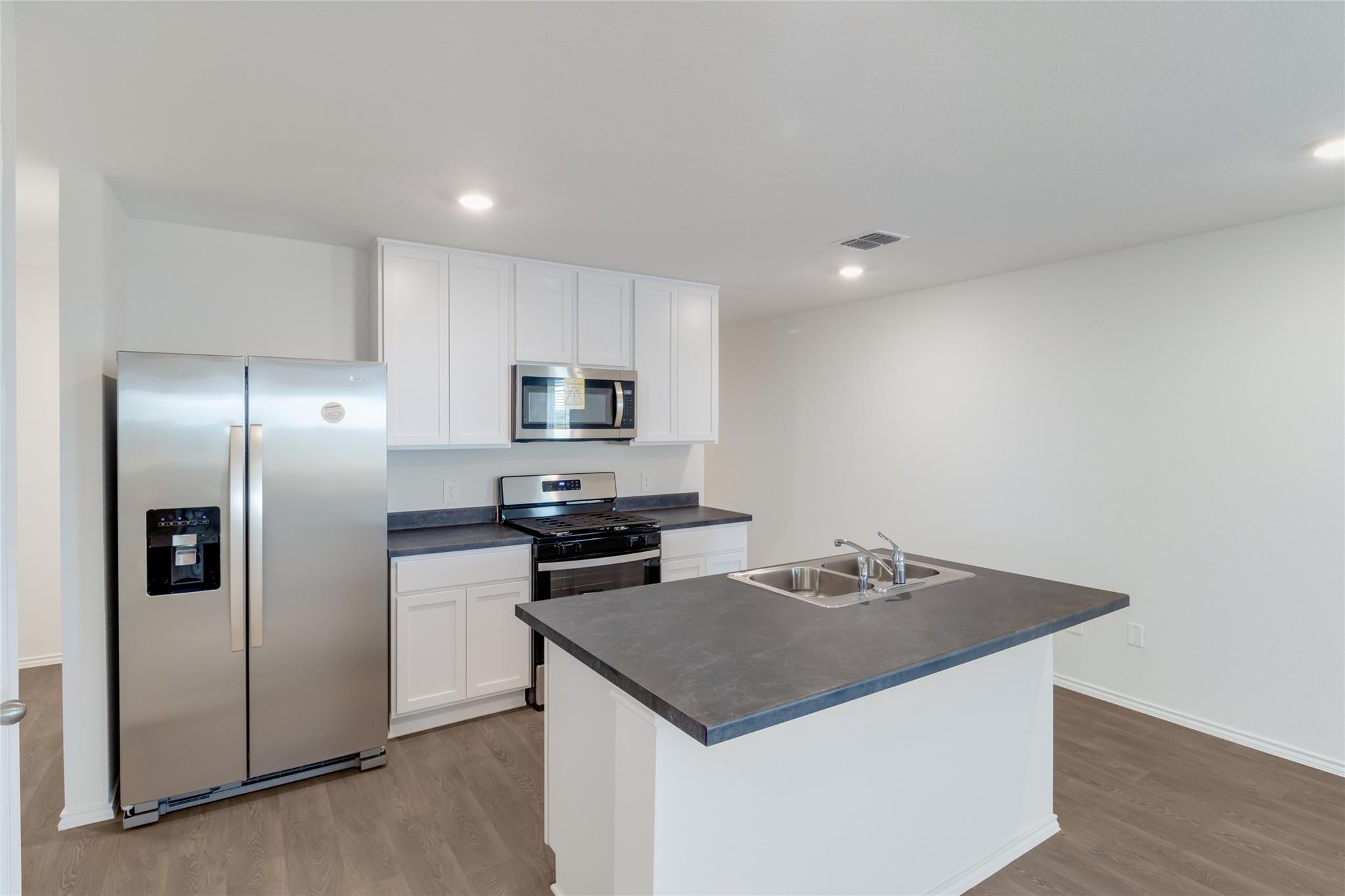 395 Bull Lake Cir, Buda, TX 78610