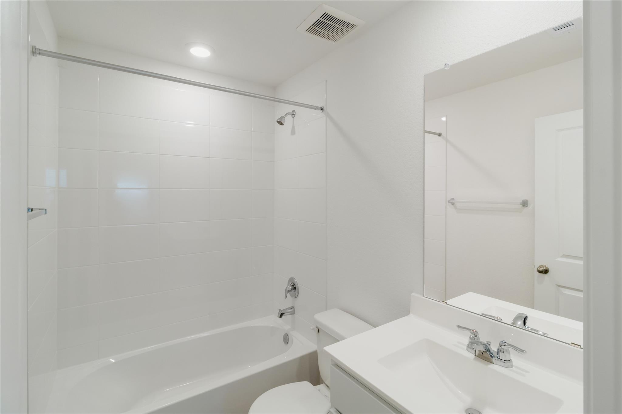 395 Bull Lake Cir, Buda, TX 78610