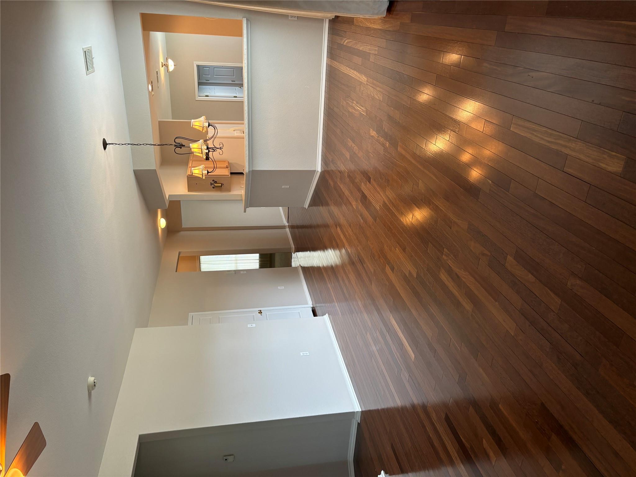 106 Bowie Cir, Georgetown, TX 78633