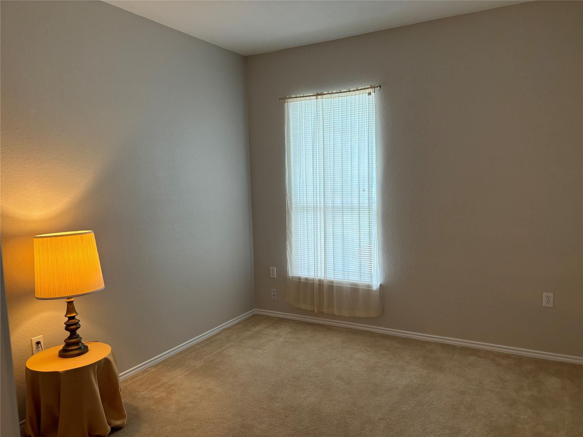 106 Bowie Cir, Georgetown, TX 78633