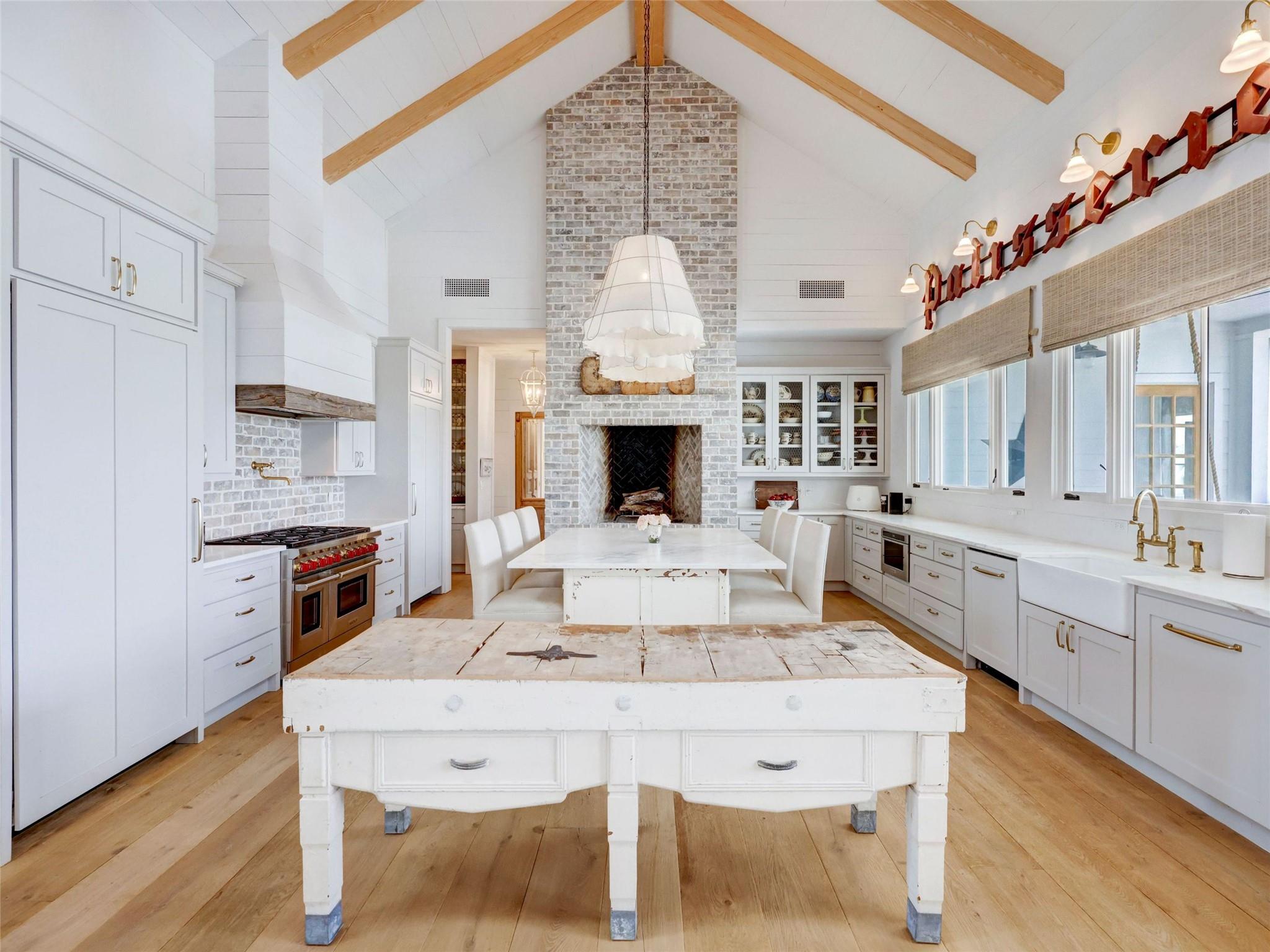 314 Big Sky Ranch Rd, Smithville, TX 78957