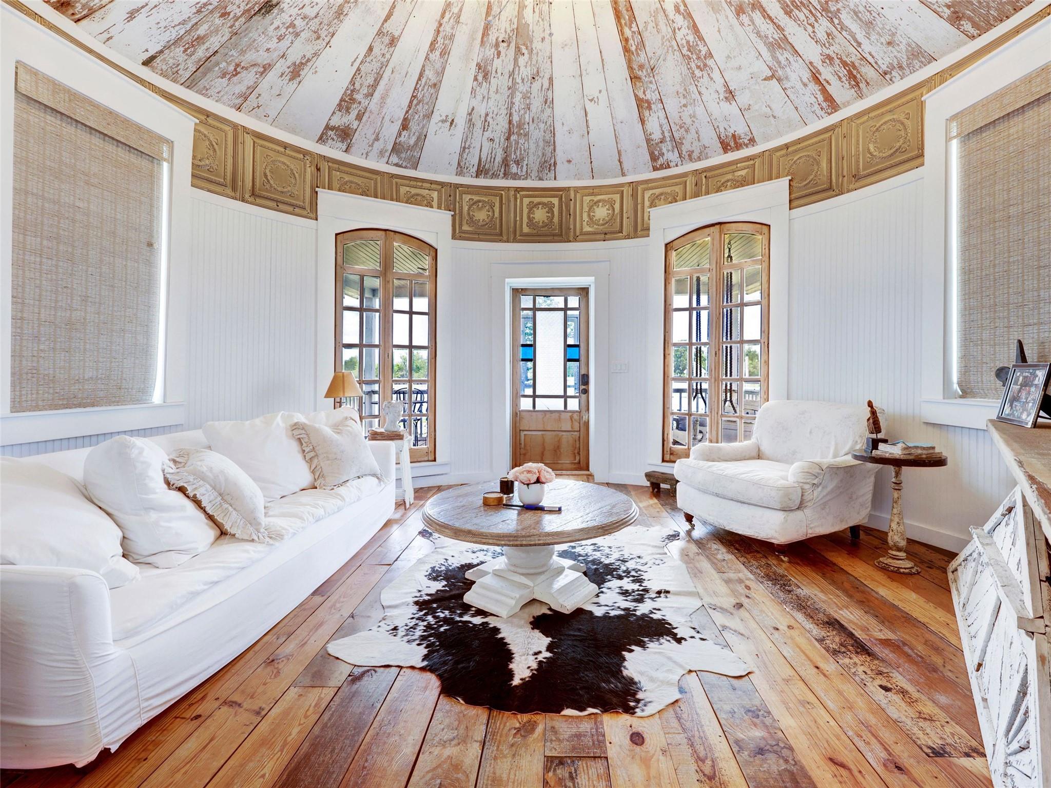 314 Big Sky Ranch Rd, Smithville, TX 78957