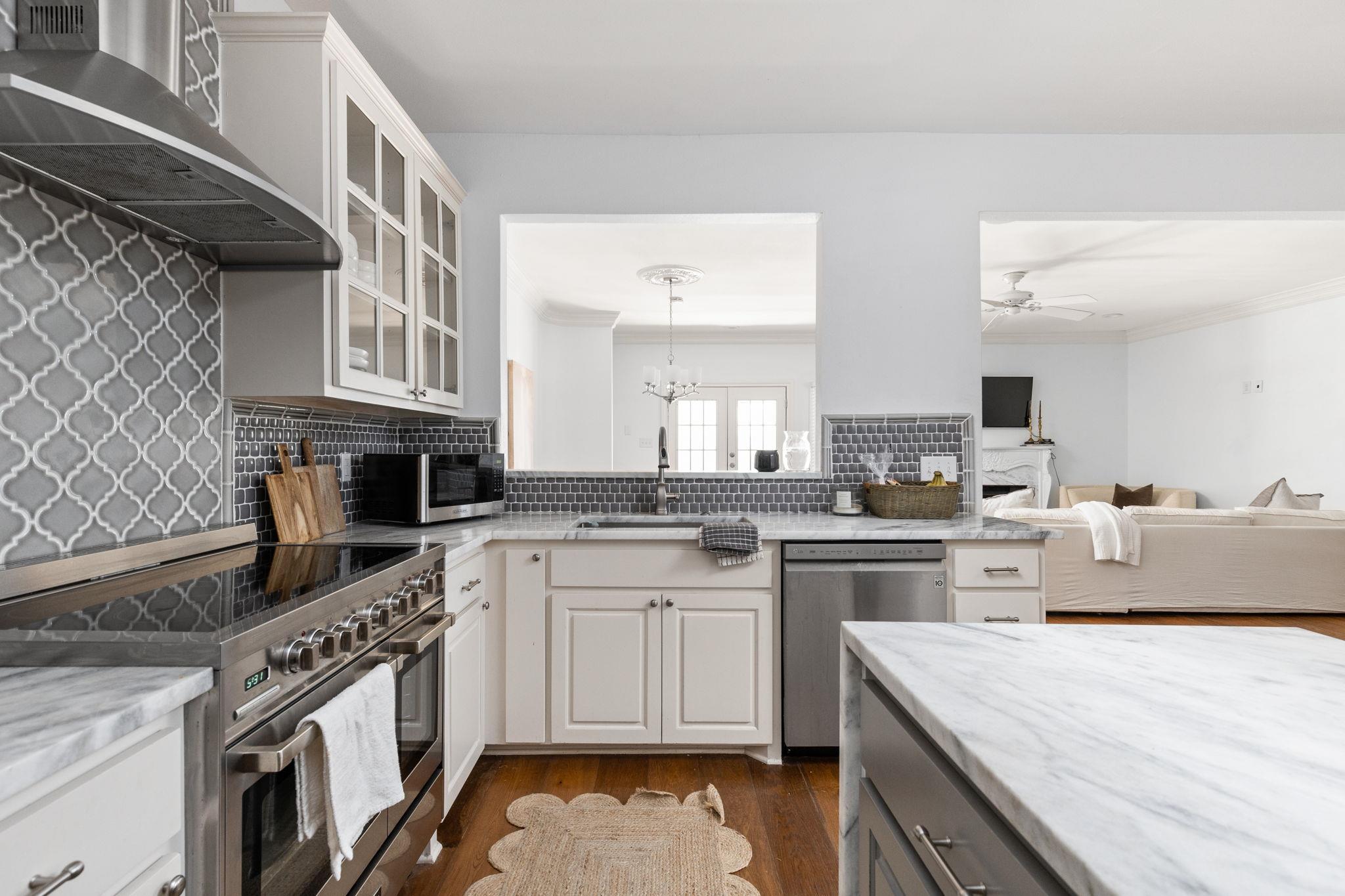 706 West Ave # C, Austin, TX 78701