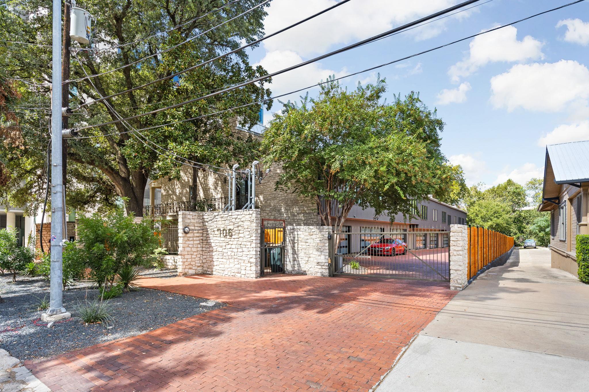 706 West Ave # C, Austin, TX 78701