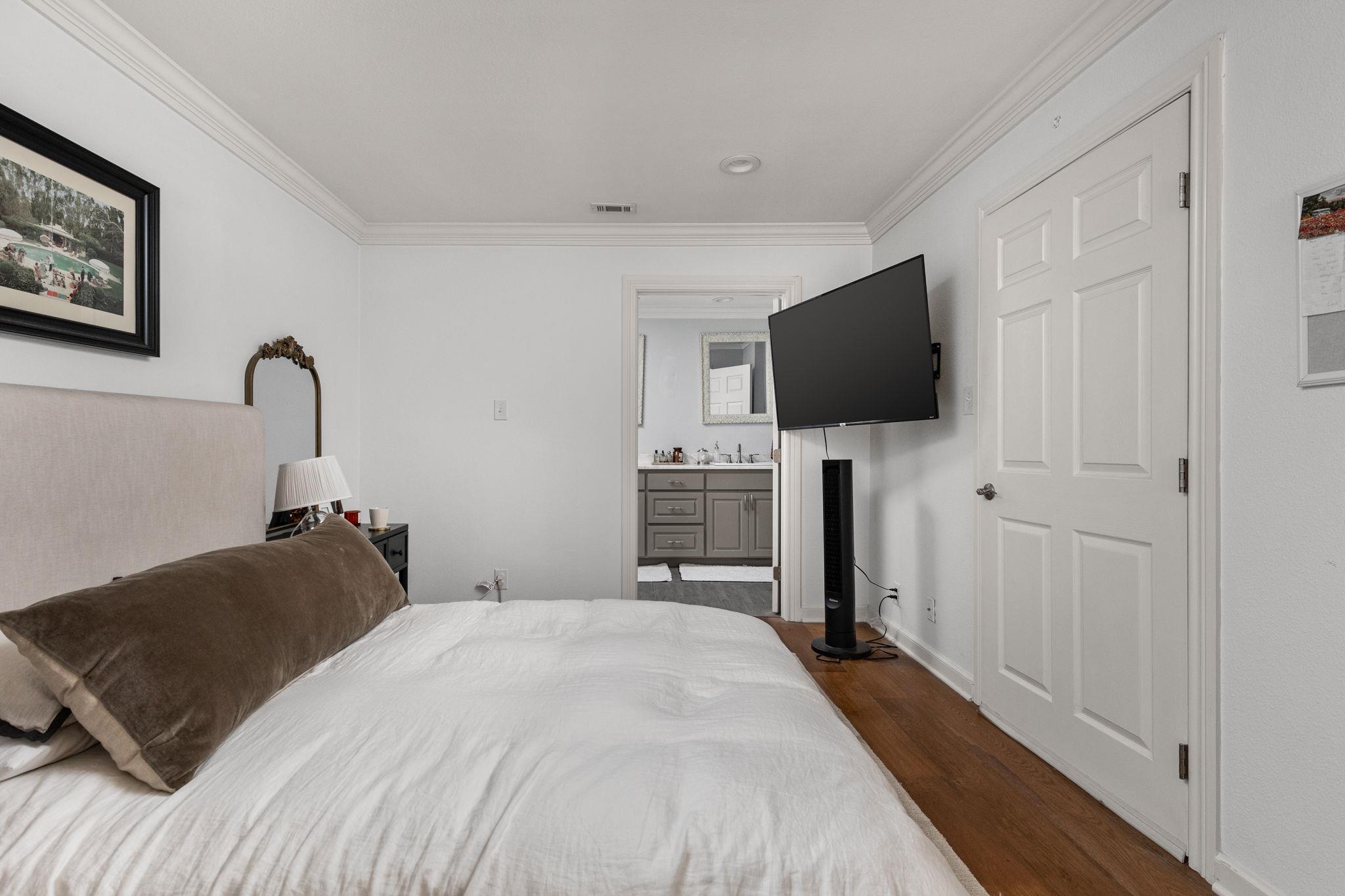 706 West Ave # C, Austin, TX 78701