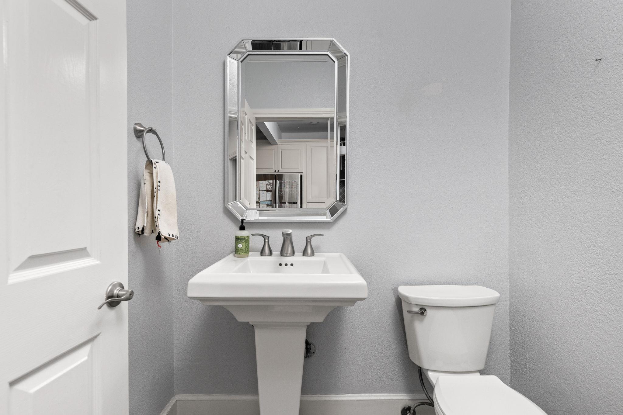 706 West Ave # C, Austin, TX 78701