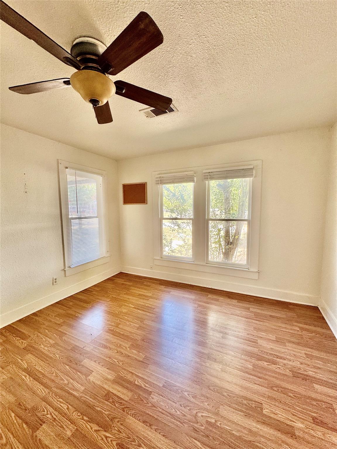 515 N Lampasas St, Bertram, TX 78605