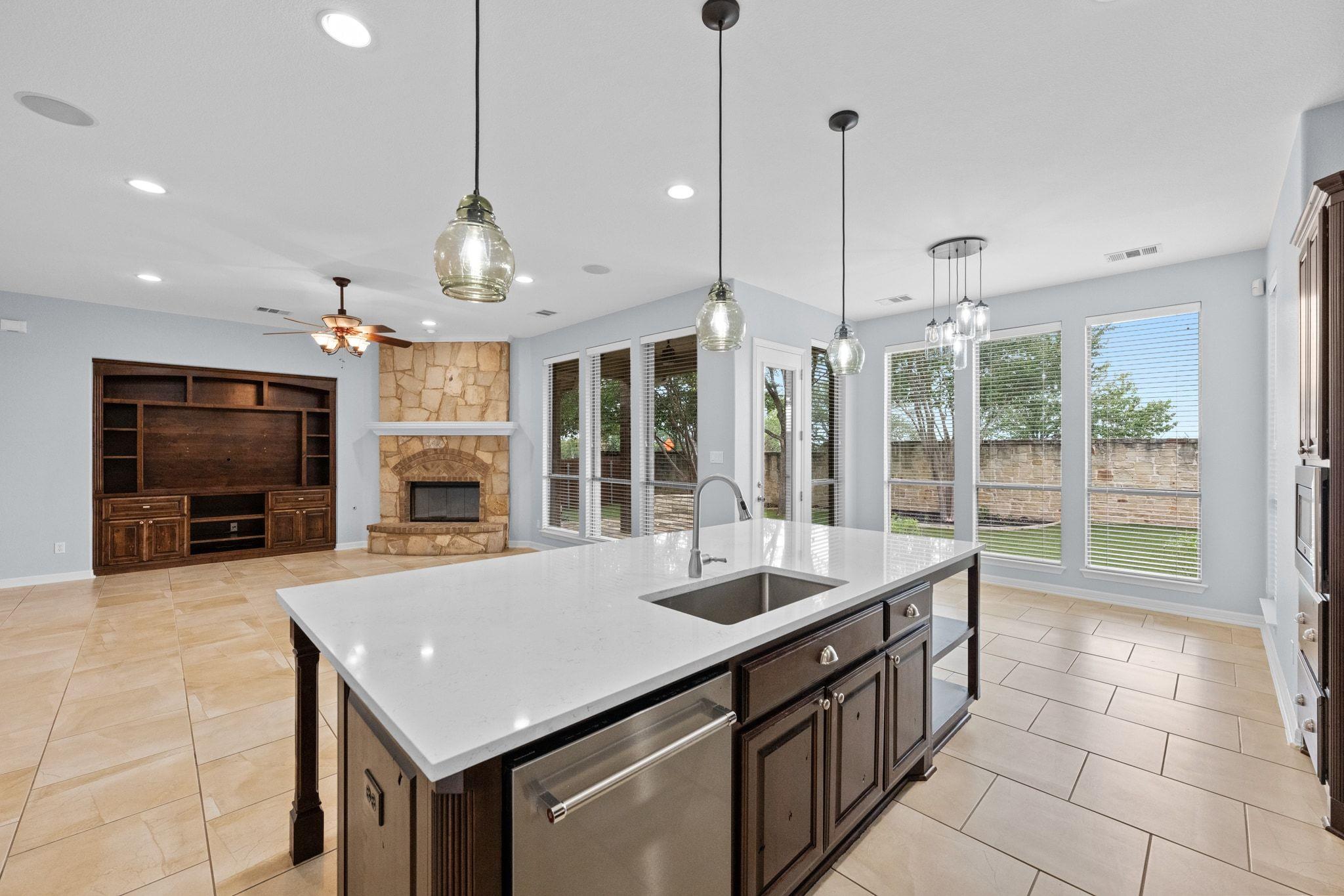 3583 Alexandrite Way, Round Rock, TX 78681