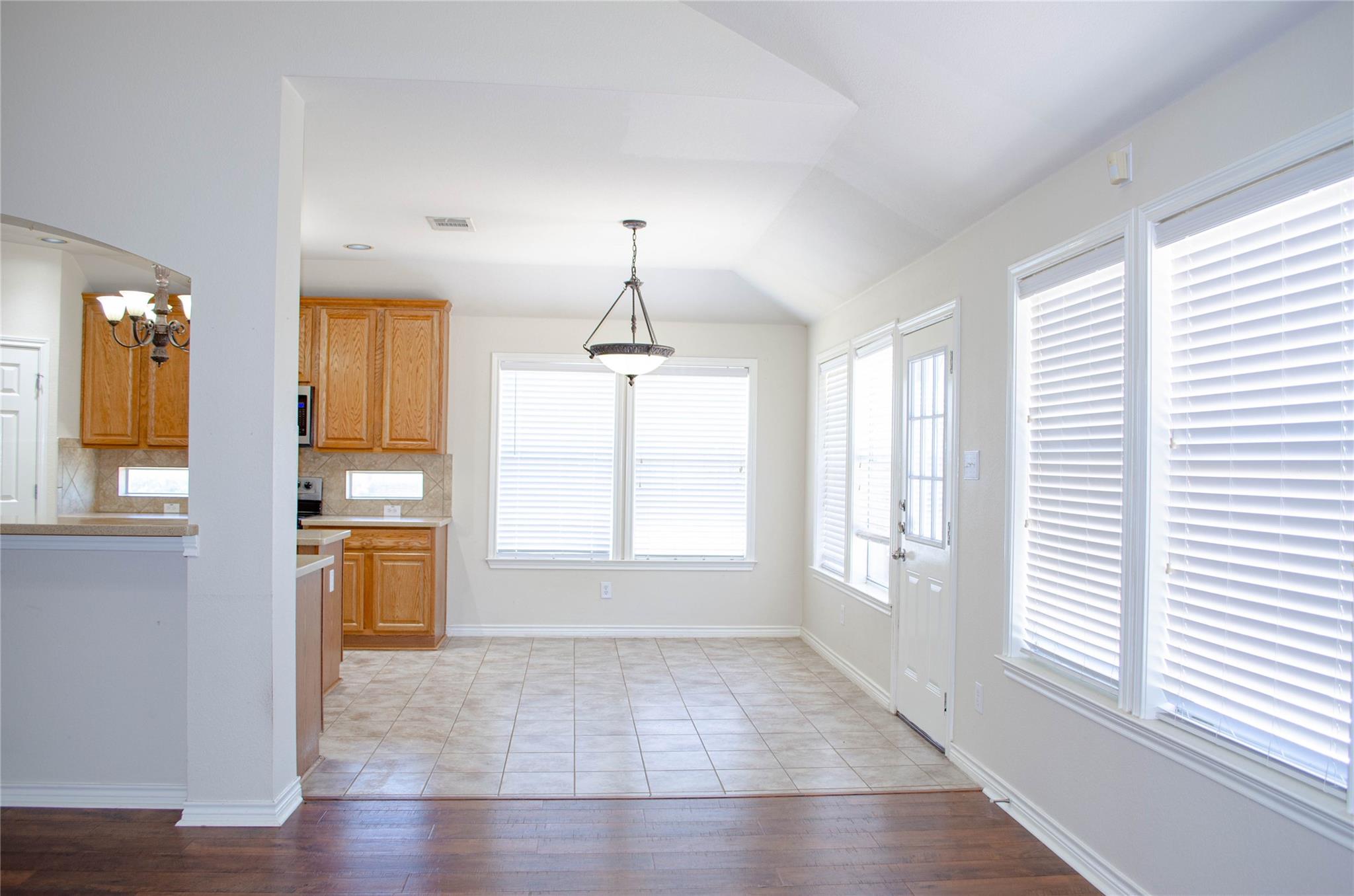 120 Fred Couples Dr, Round Rock, TX 78664