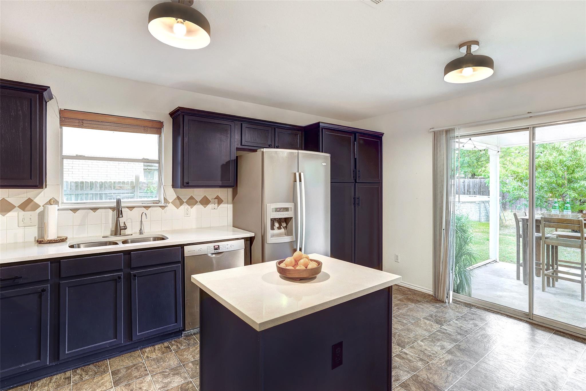 15501 Sarahs Creek Dr, Pflugerville, TX 78660