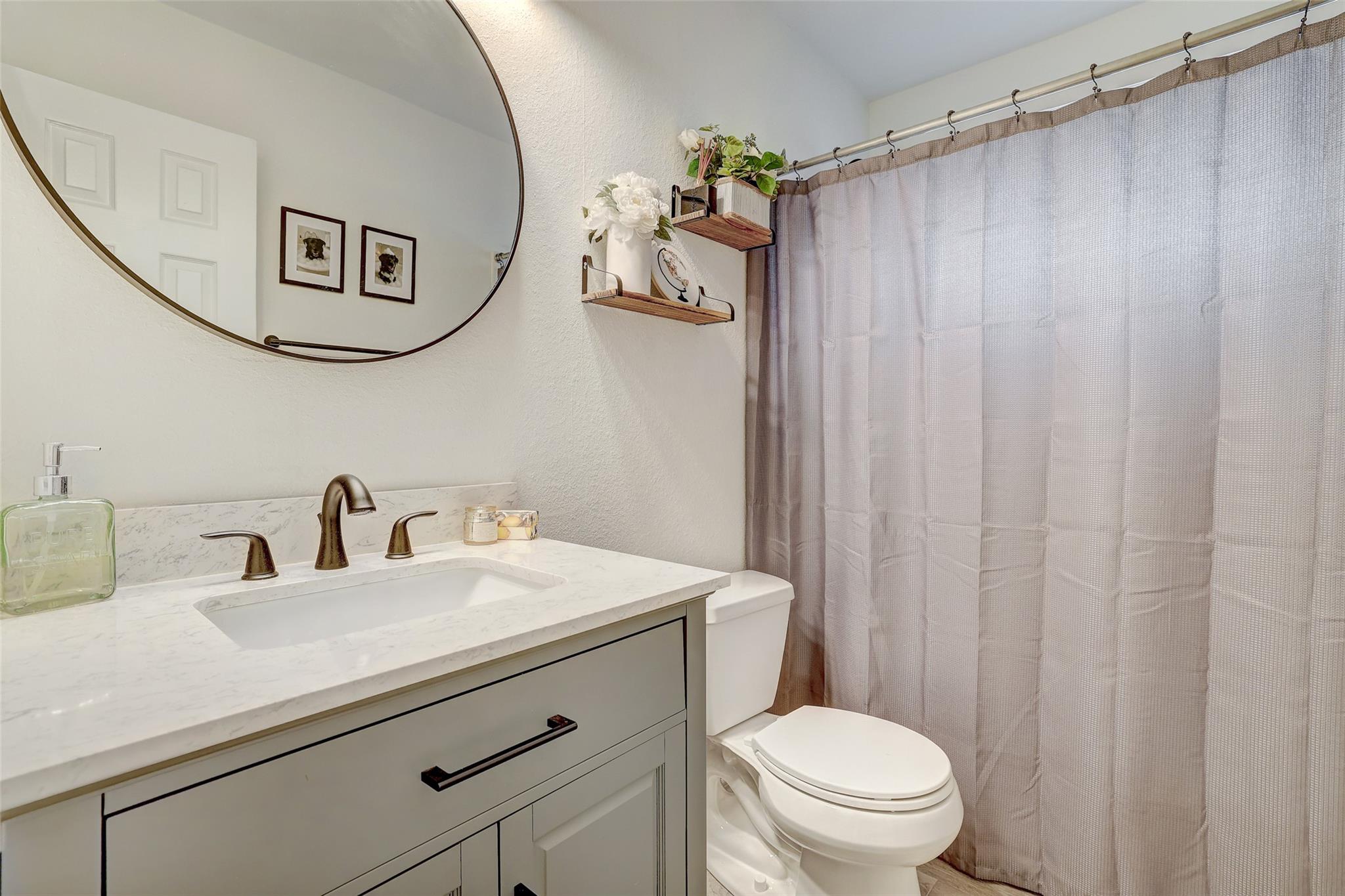 15501 Sarahs Creek Dr, Pflugerville, TX 78660