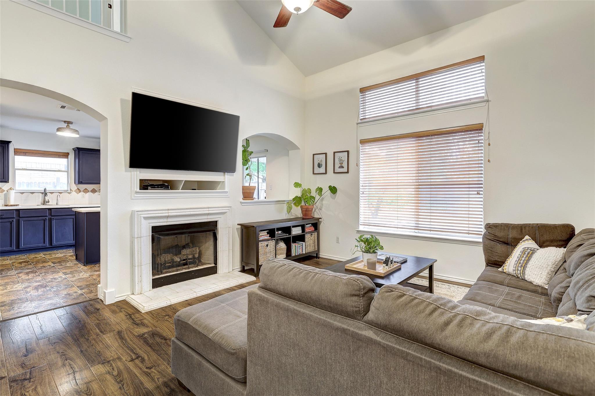 15501 Sarahs Creek Dr, Pflugerville, TX 78660