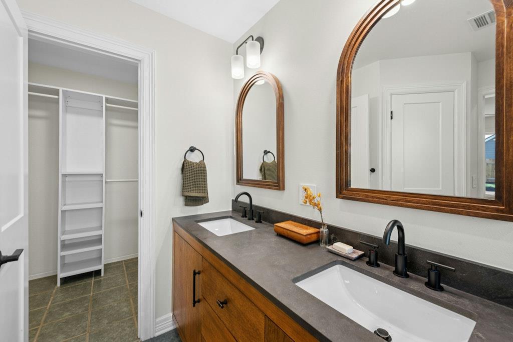 3101 Festus Dr, Austin, TX 78748