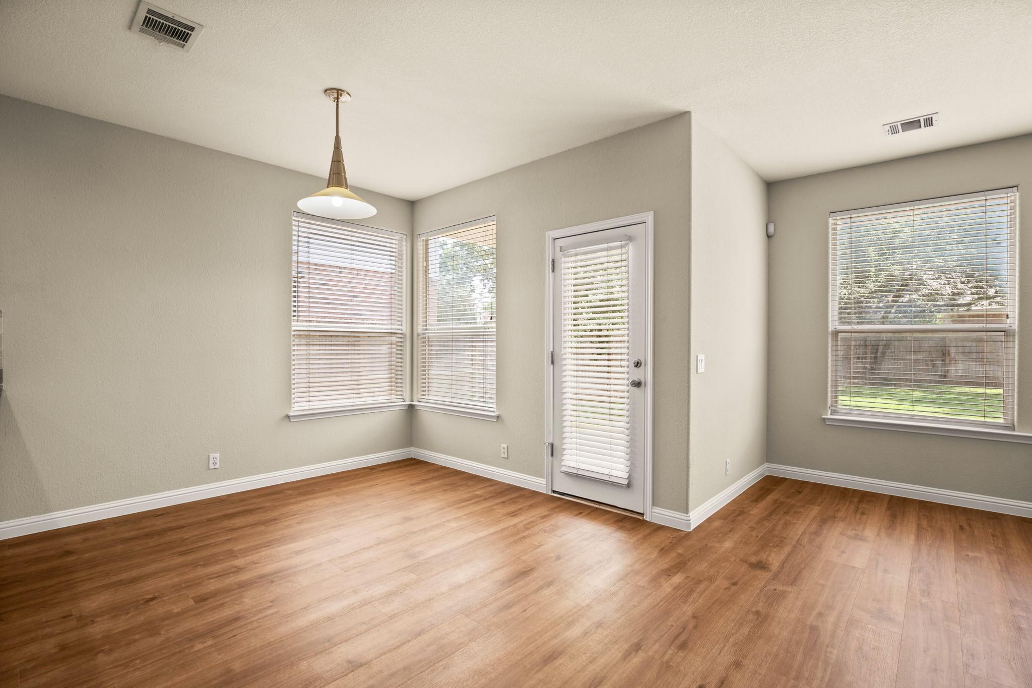 8903 Rustic Cv, Austin, TX 78717