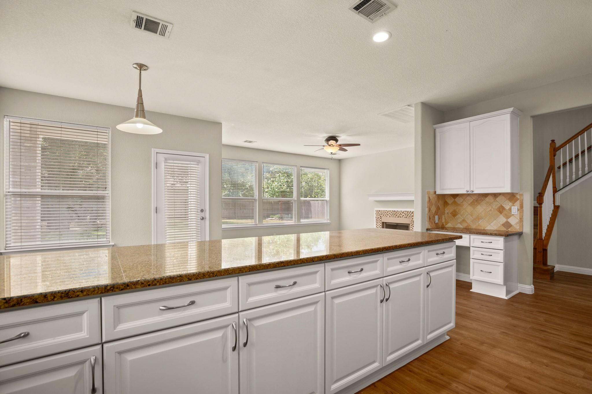8903 Rustic Cv, Austin, TX 78717
