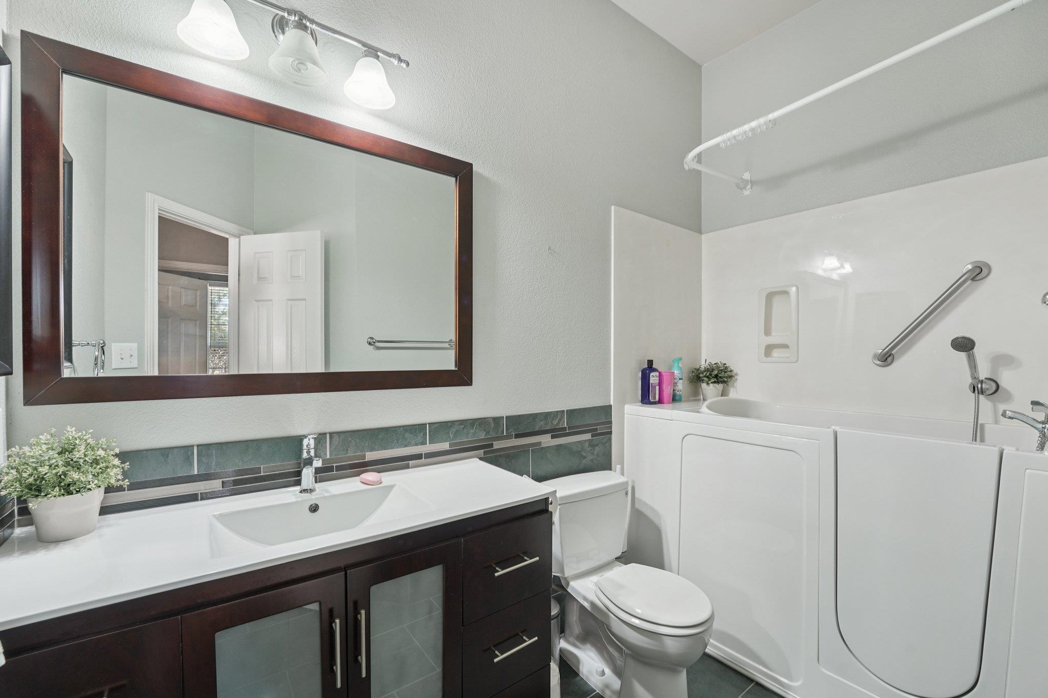 1105 Pigeon Forge Dr, Pflugerville, TX 78660