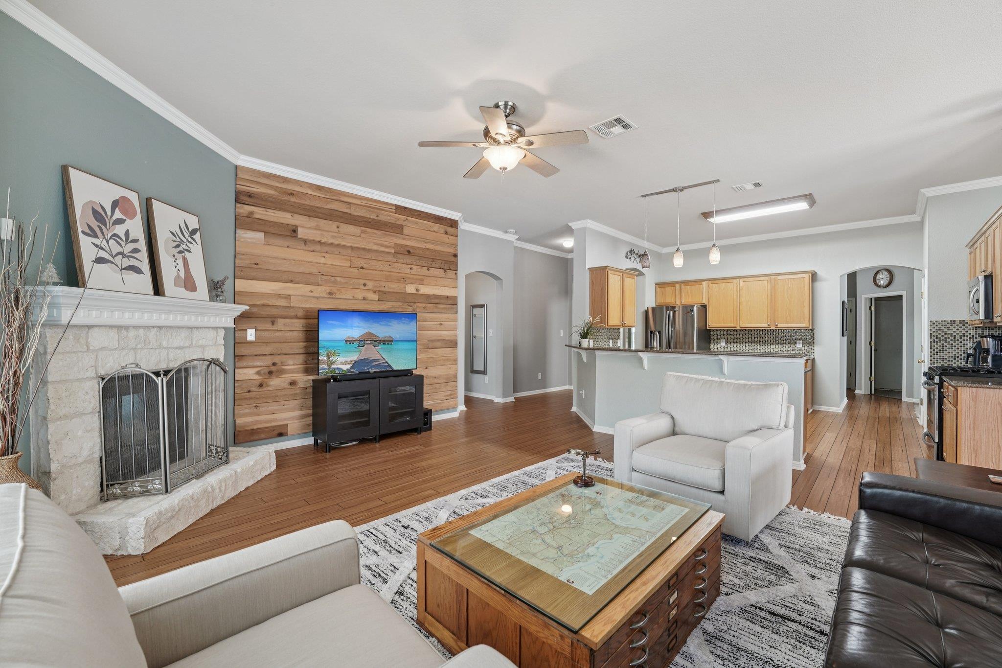 1105 Pigeon Forge Dr, Pflugerville, TX 78660