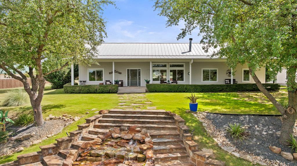 4607 R O Dr, Spicewood, TX 78669