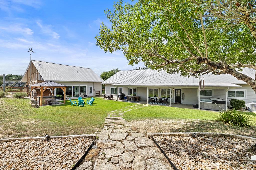 4607 R O Dr, Spicewood, TX 78669