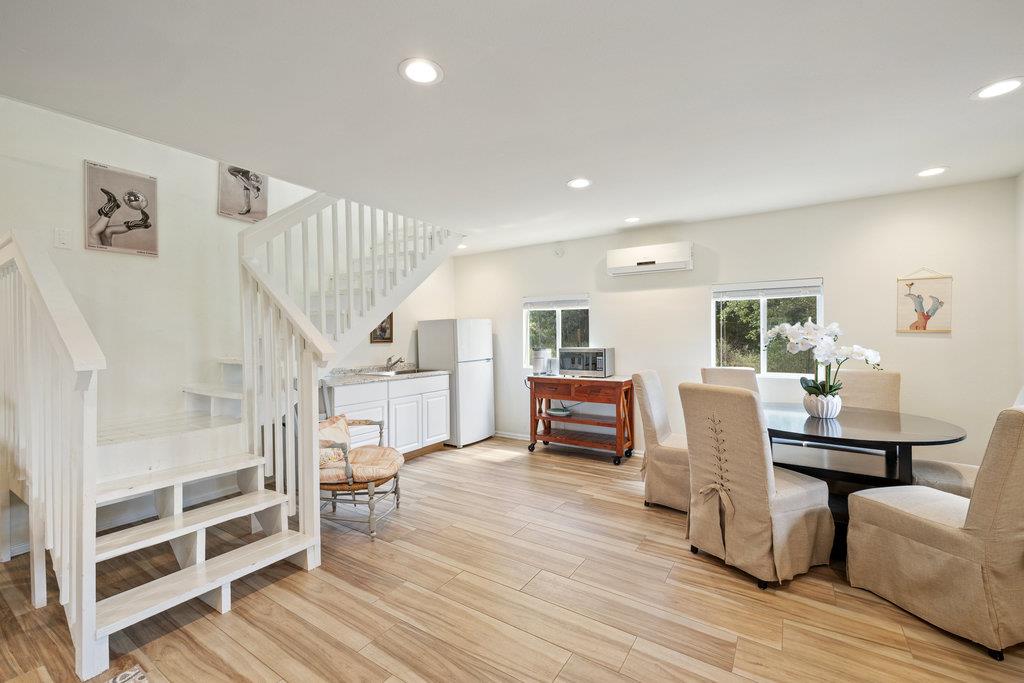 4607 R O Dr, Spicewood, TX 78669