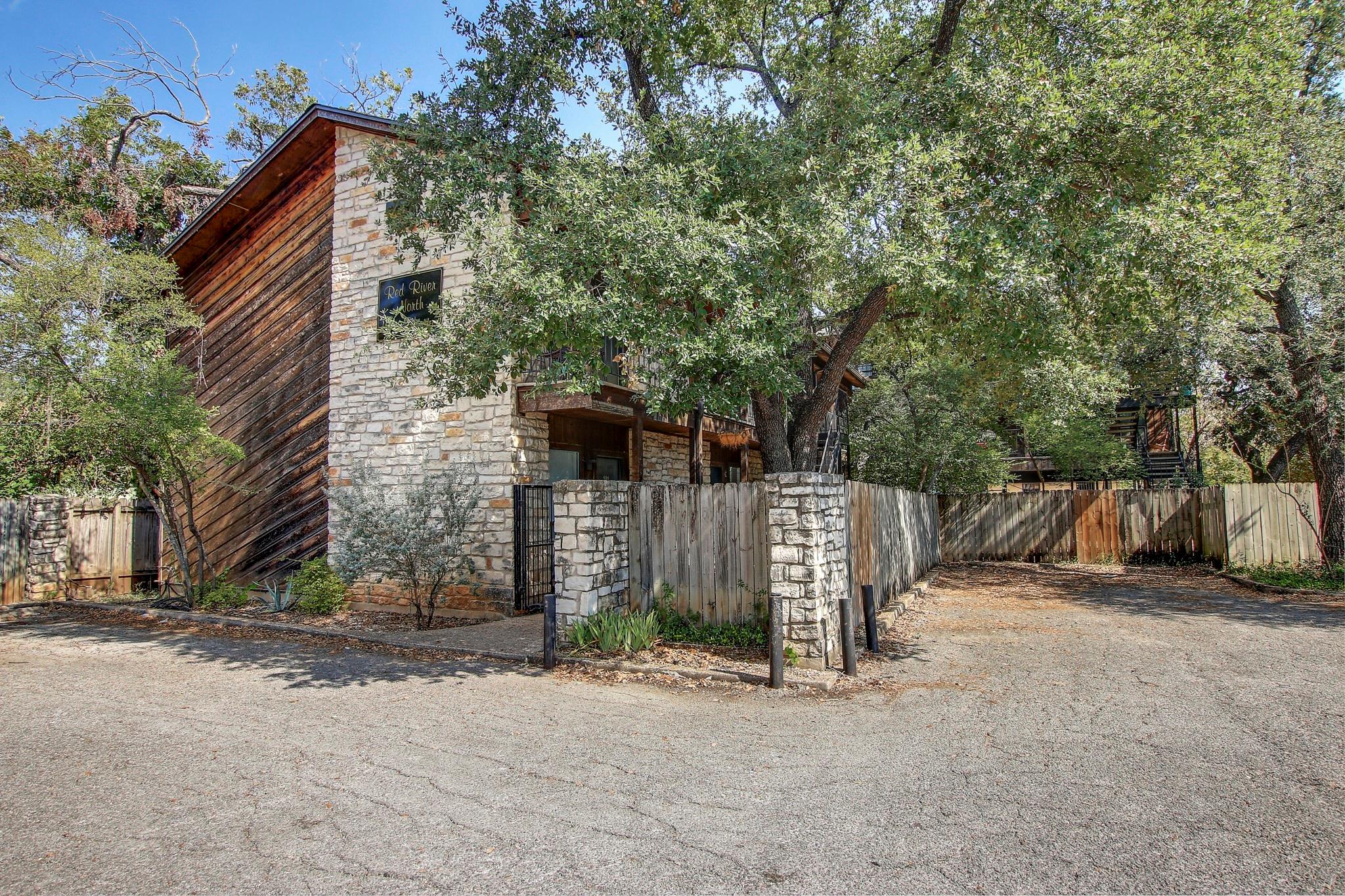 4701 Red River St # 102, Austin, TX 78751