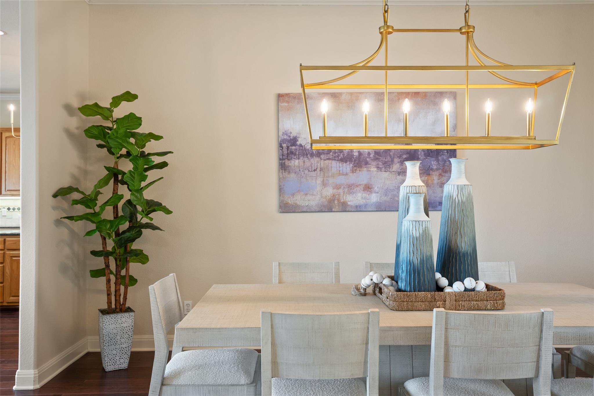 316 Lakefront Dr, Point Venture, TX 78645