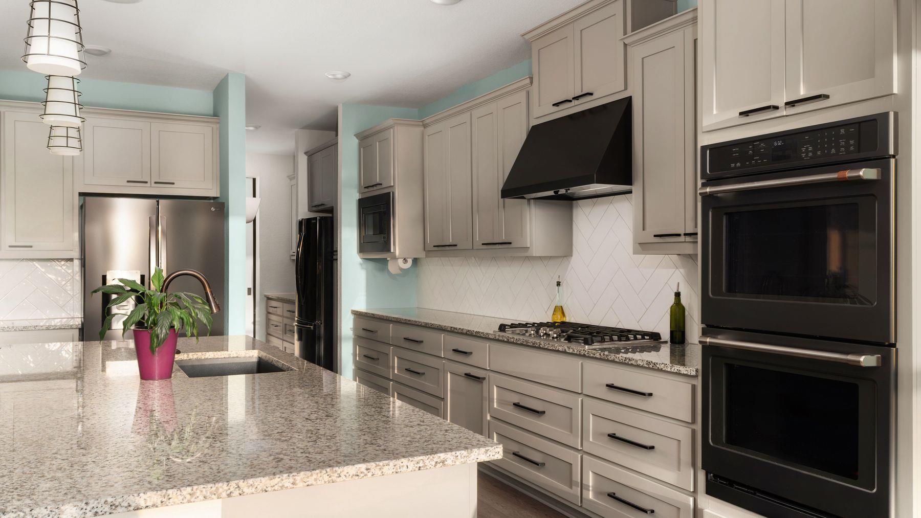 1925 Sorvino Walk, Leander, TX 78641