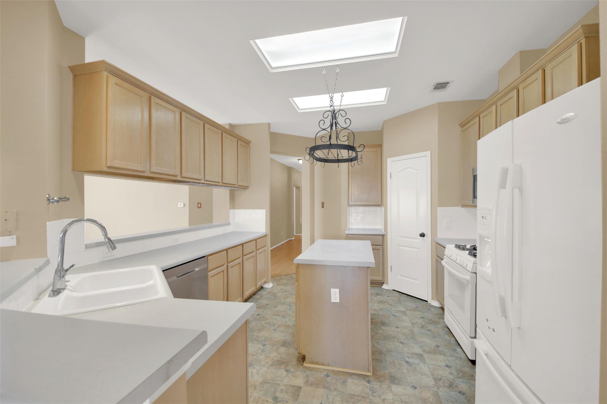 1030 Disraeli Cir, Pflugerville, TX 78660