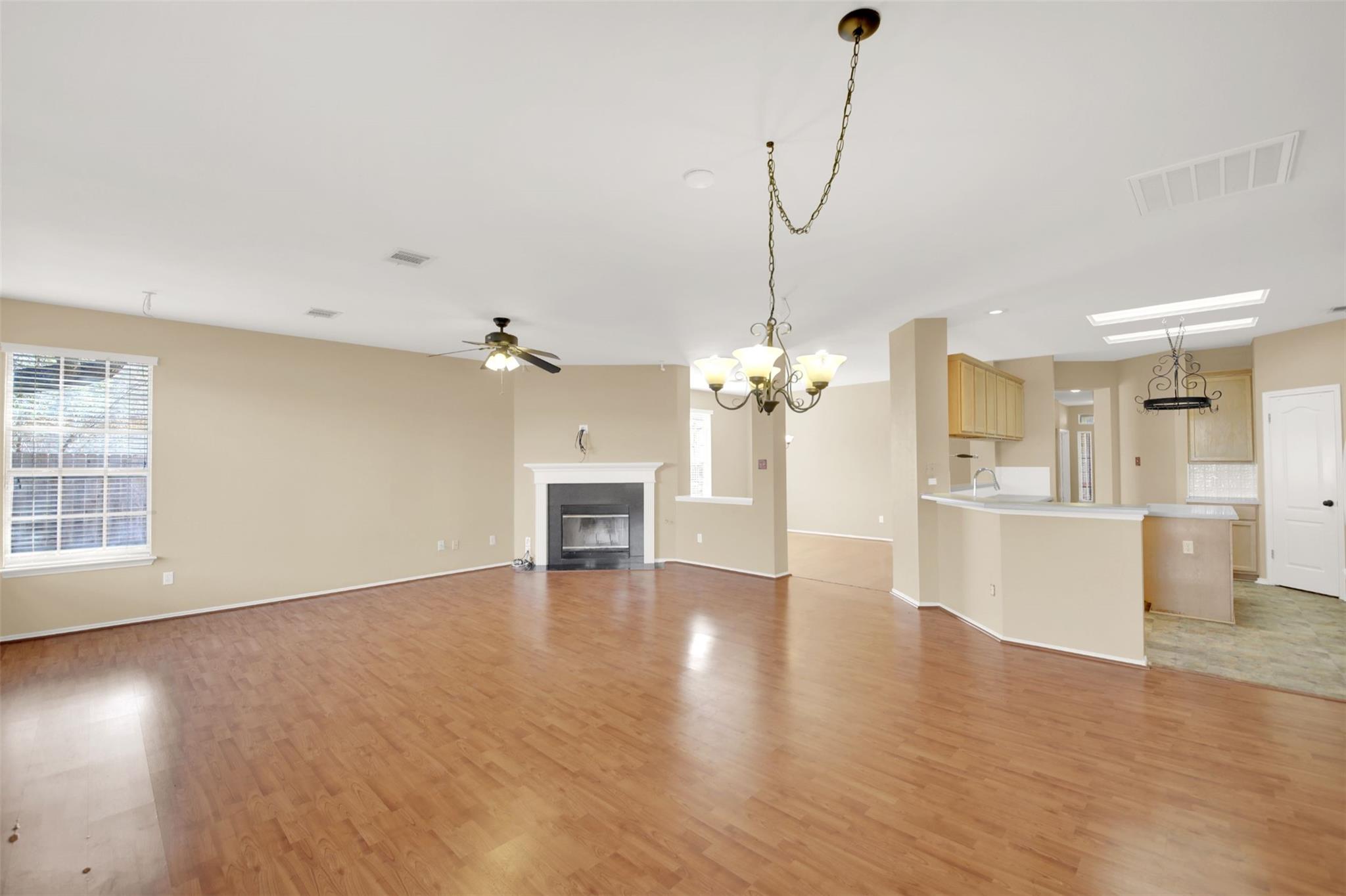 1030 Disraeli Cir, Pflugerville, TX 78660