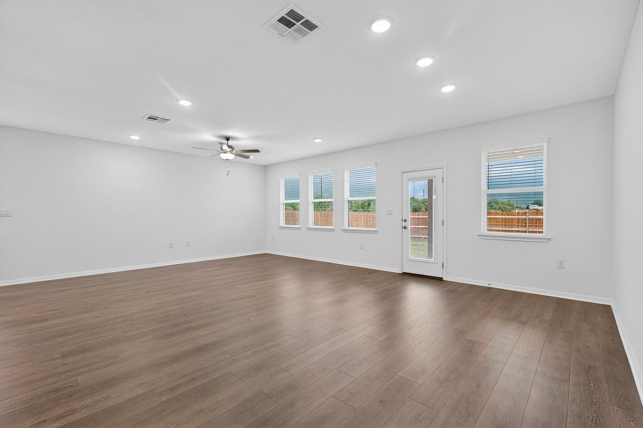 1204 Purple Martin Dr, Pflugerville, TX 78660