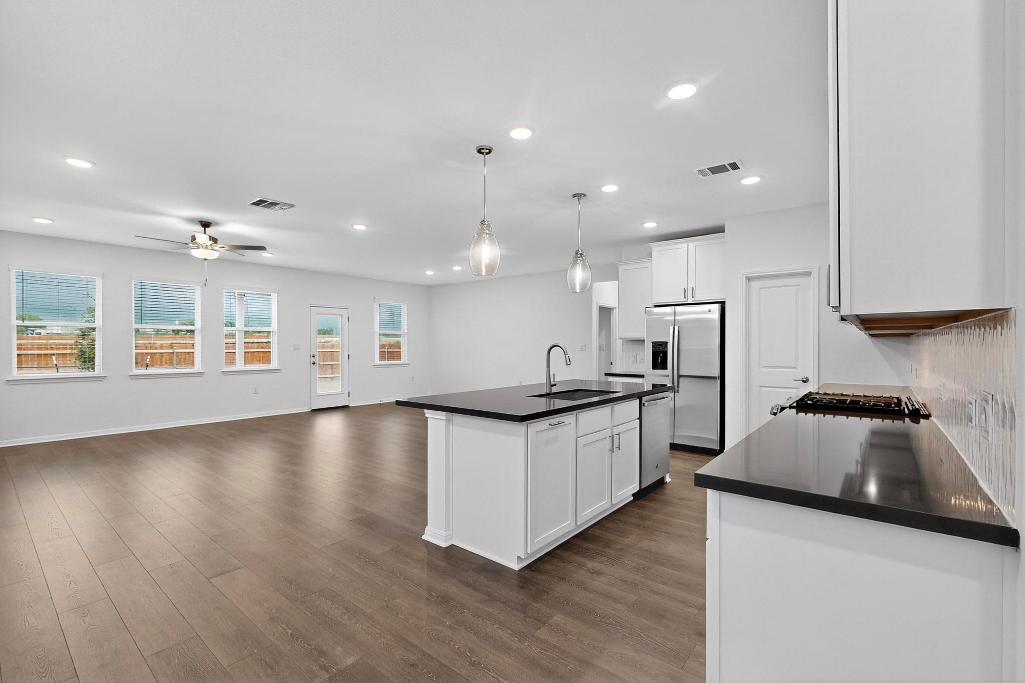 1204 Purple Martin Dr, Pflugerville, TX 78660