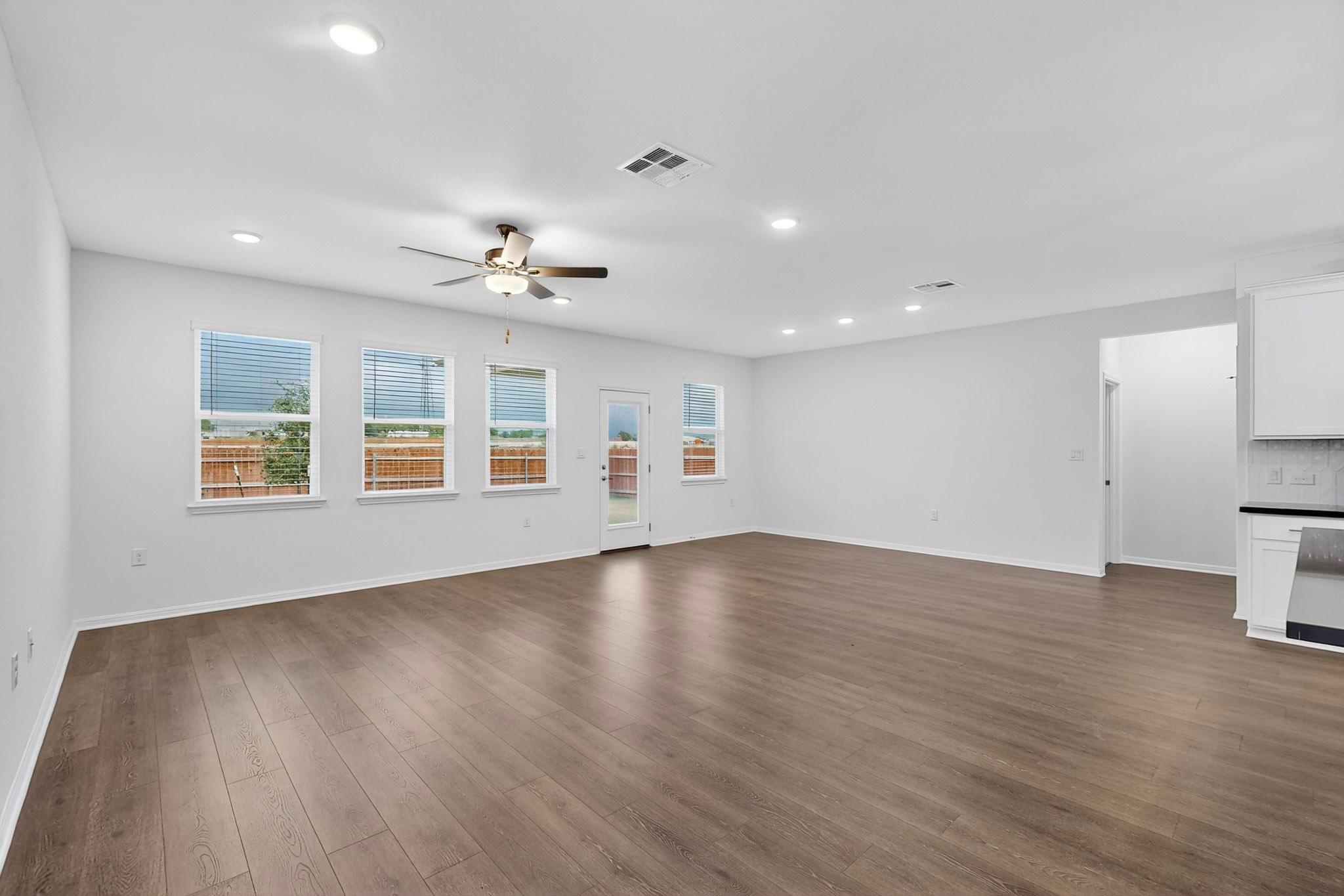 1204 Purple Martin Dr, Pflugerville, TX 78660