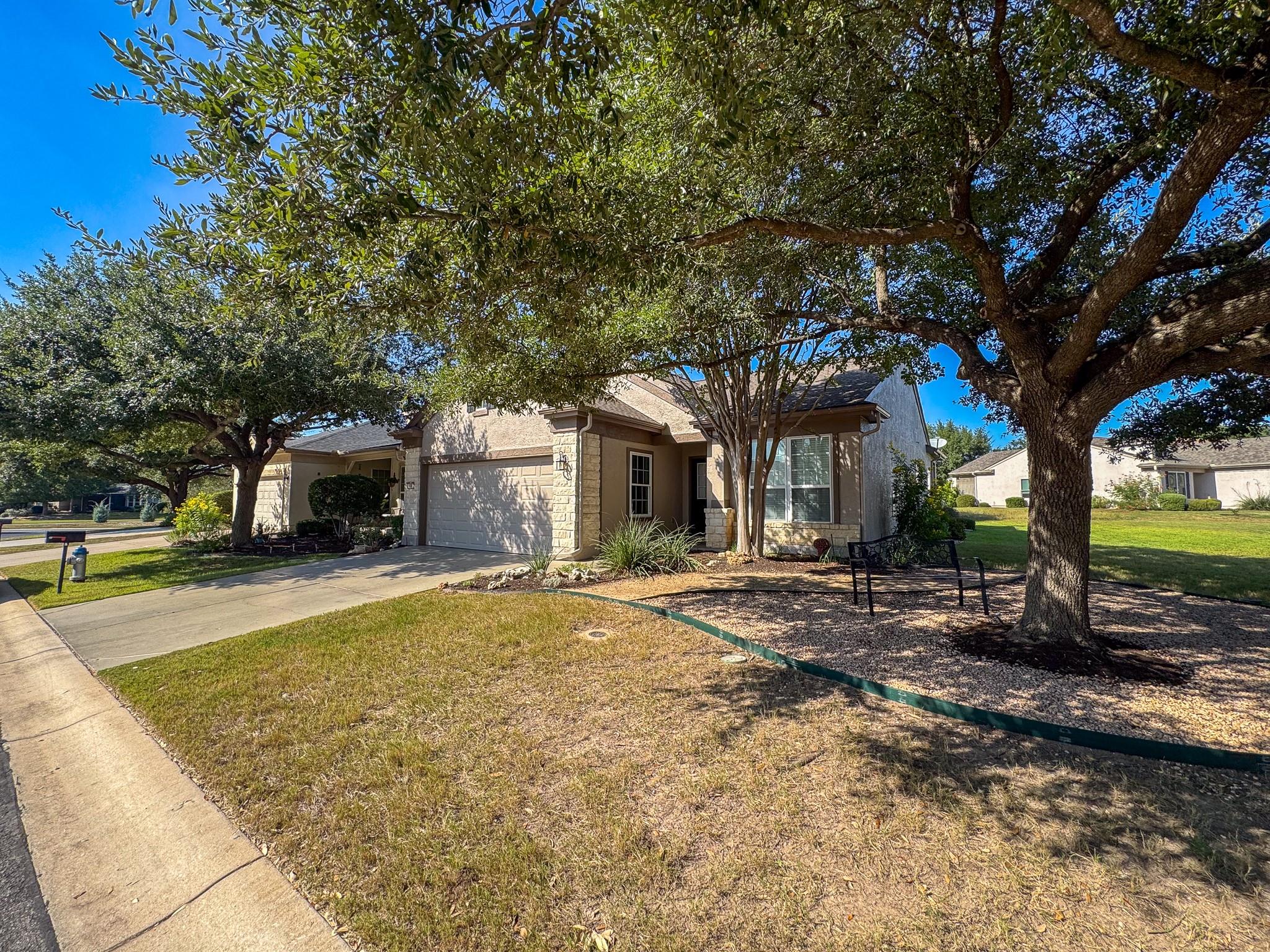 100 Sunbird Ct, Georgetown, TX 78633
