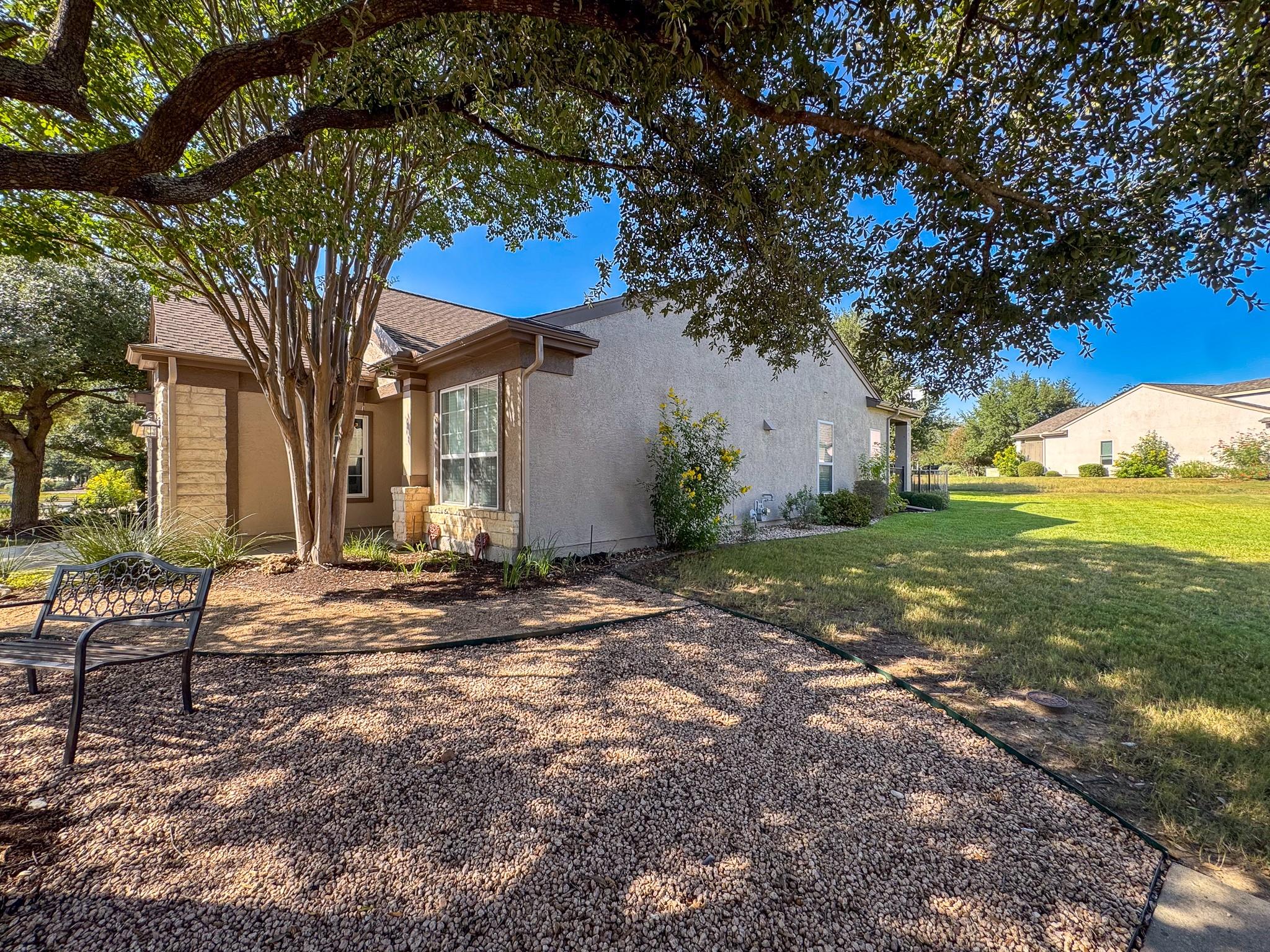 100 Sunbird Ct, Georgetown, TX 78633