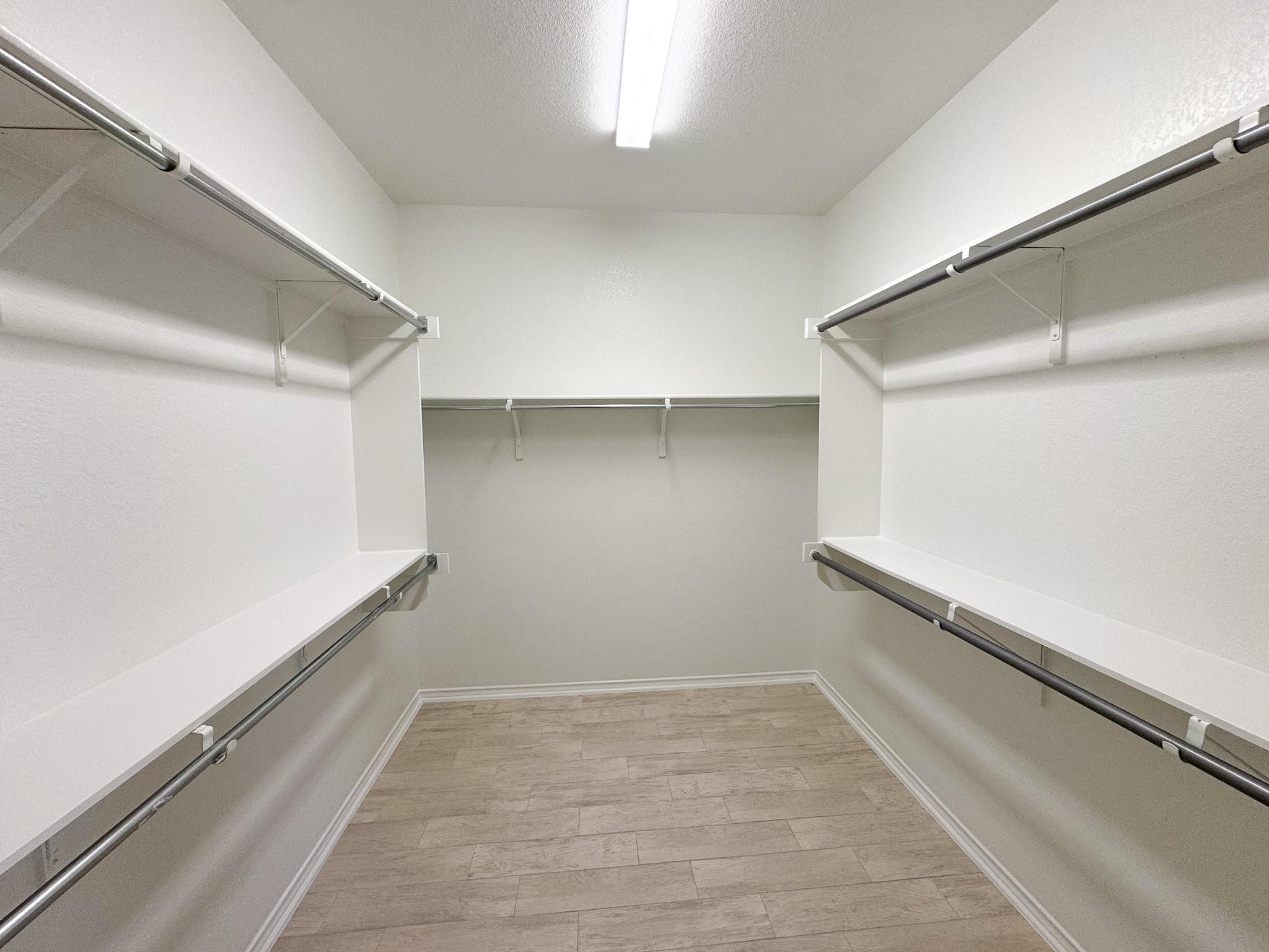 100 Sunbird Ct, Georgetown, TX 78633