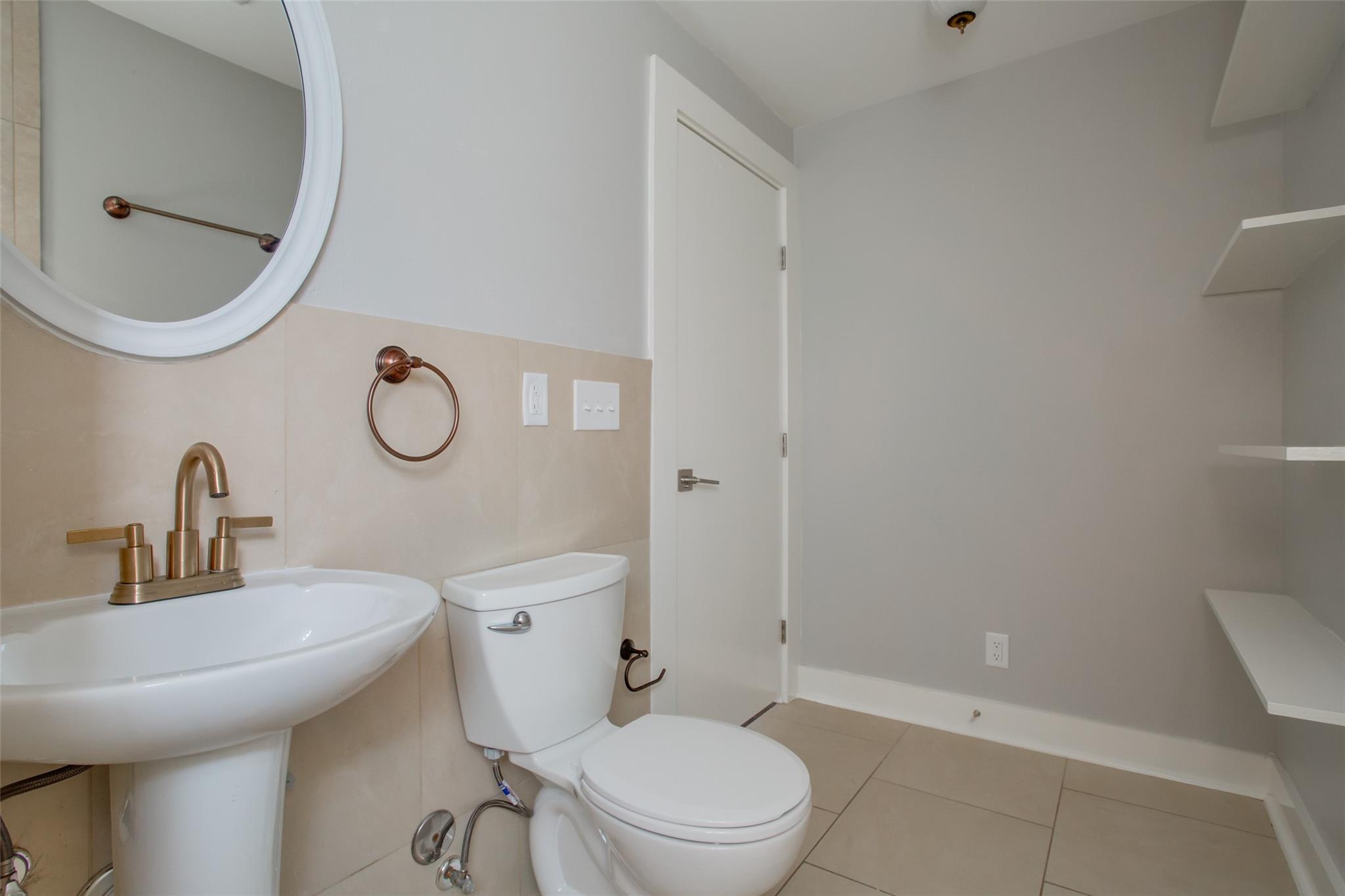 4500 Avenue H # B, Austin, TX 78751