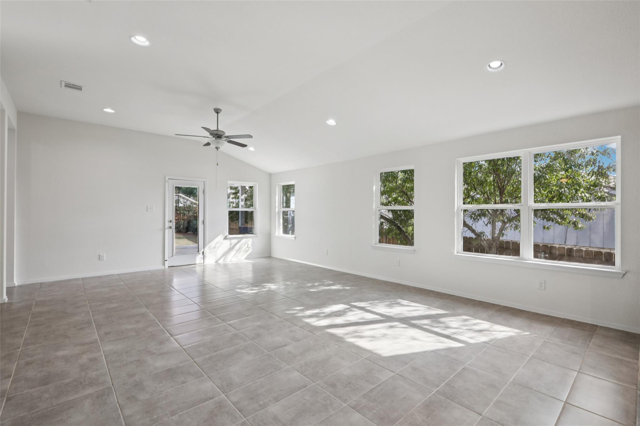 3603 Roosevelt Cv, Lago Vista, TX 78645