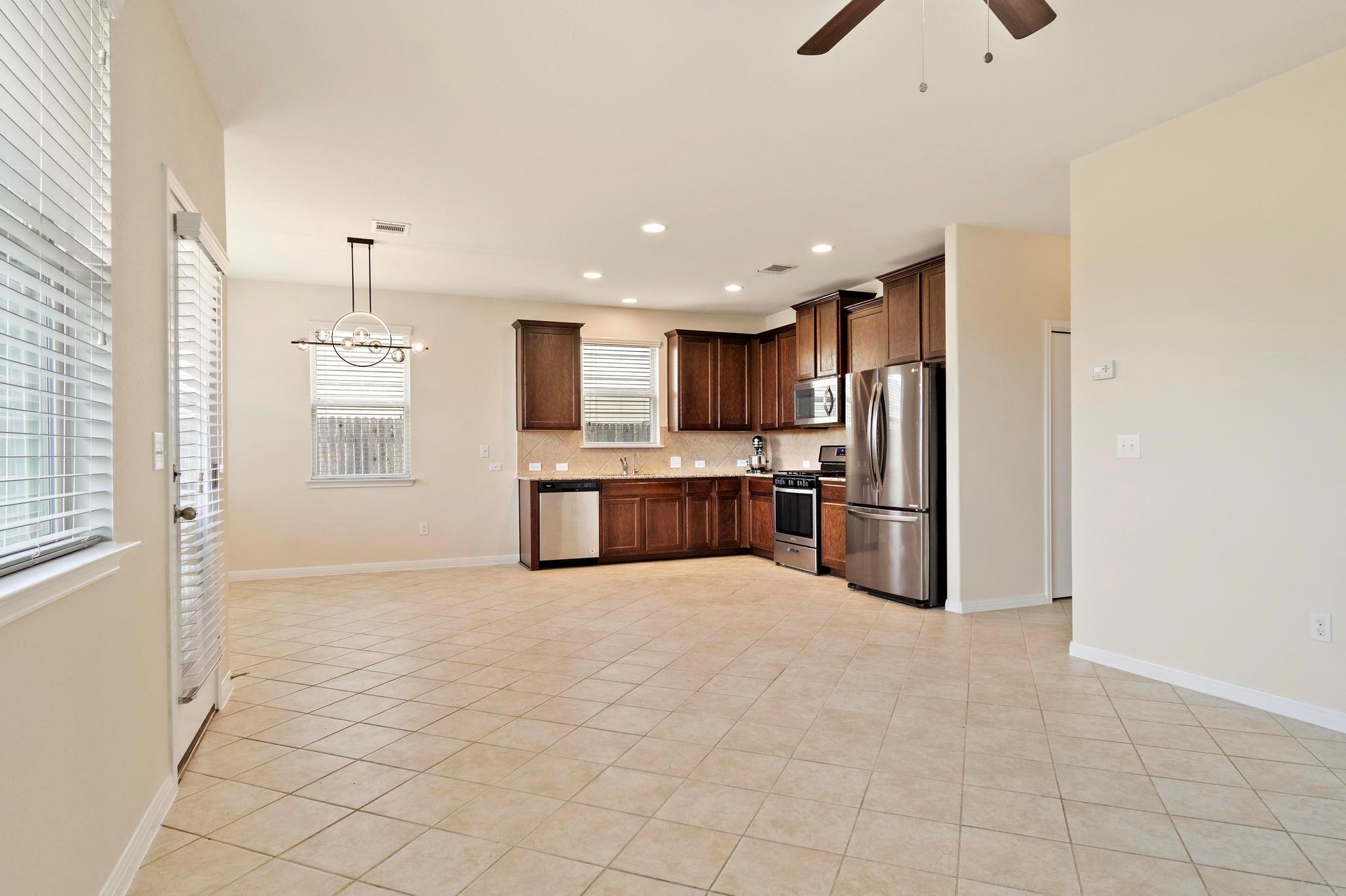 229 Pearl Way, Buda, TX 78610