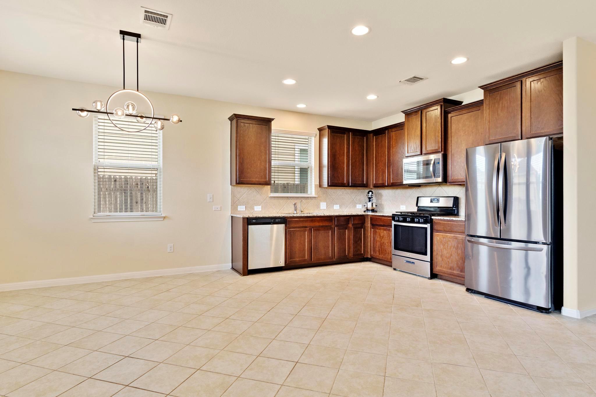 229 Pearl Way, Buda, TX 78610