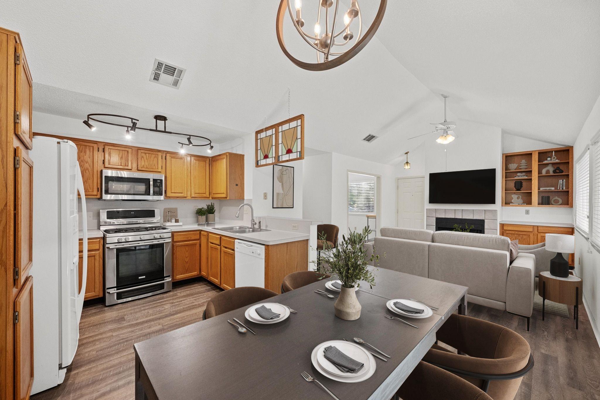 11901 Swearingen Dr # 39, Austin, TX 78758