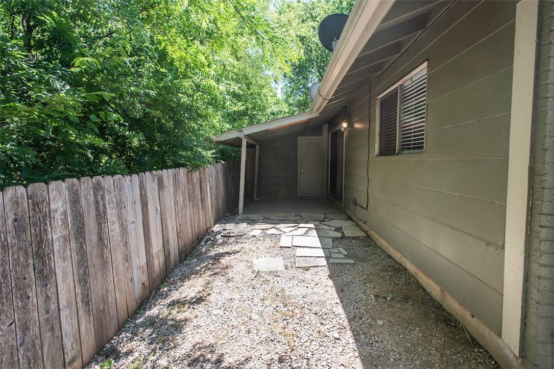 9007 Little Walnut Pkwy # A, Austin, TX 78758