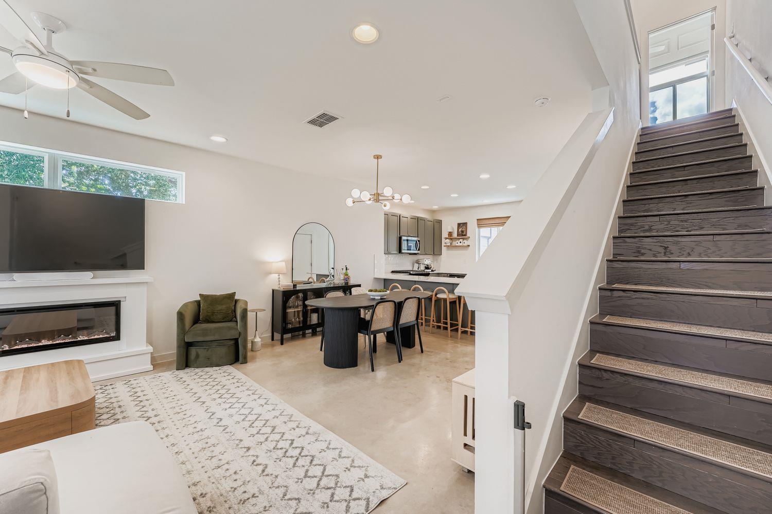 814 N Bluff Dr # 71, Austin, TX 78745