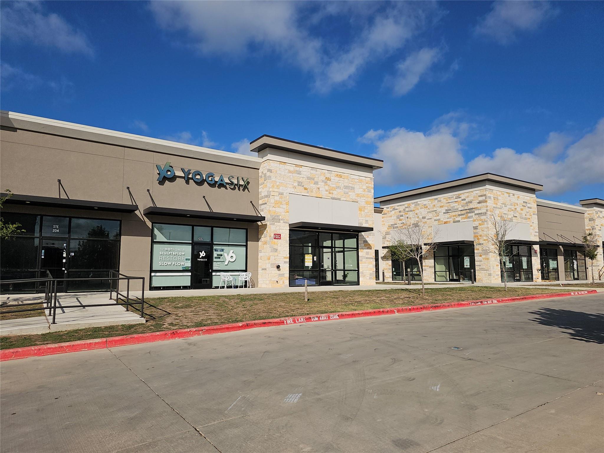 15201 W Ronald W Reagan Blvd # 208, Leander, TX 78641