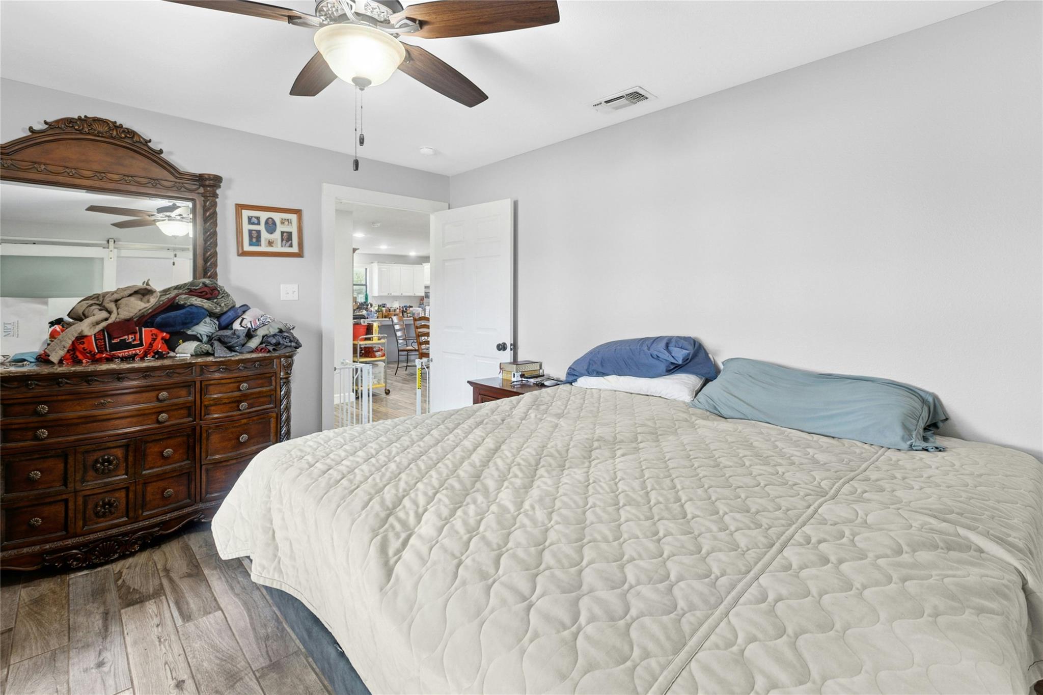 1498 County Road 313, Lexington, TX 78947