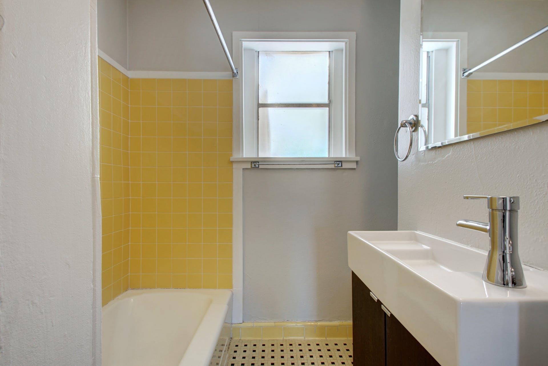 935 E 53 1/2 St # A, Austin, TX 78751