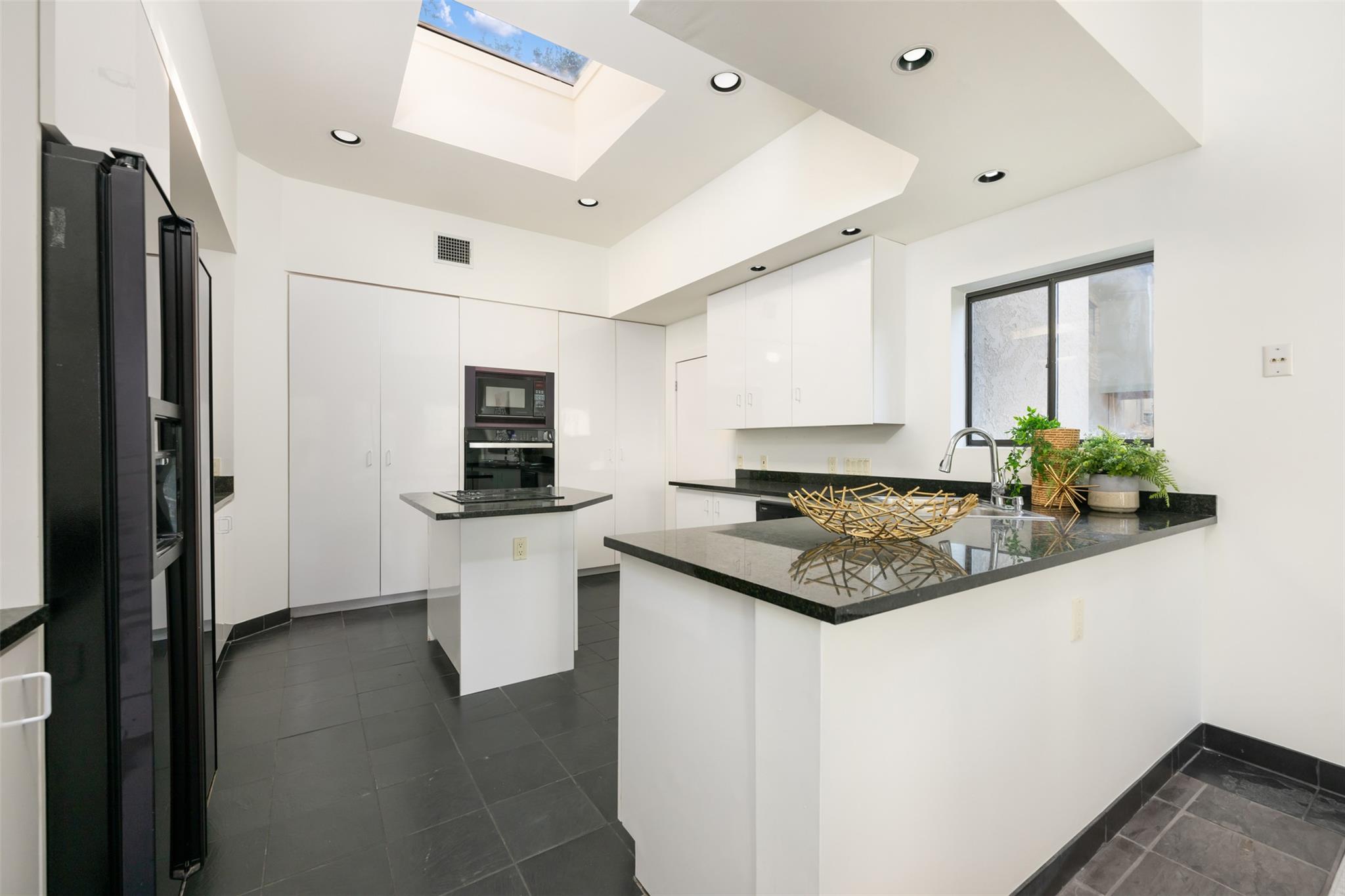 8404 Lone Mesa, Austin, TX 78759