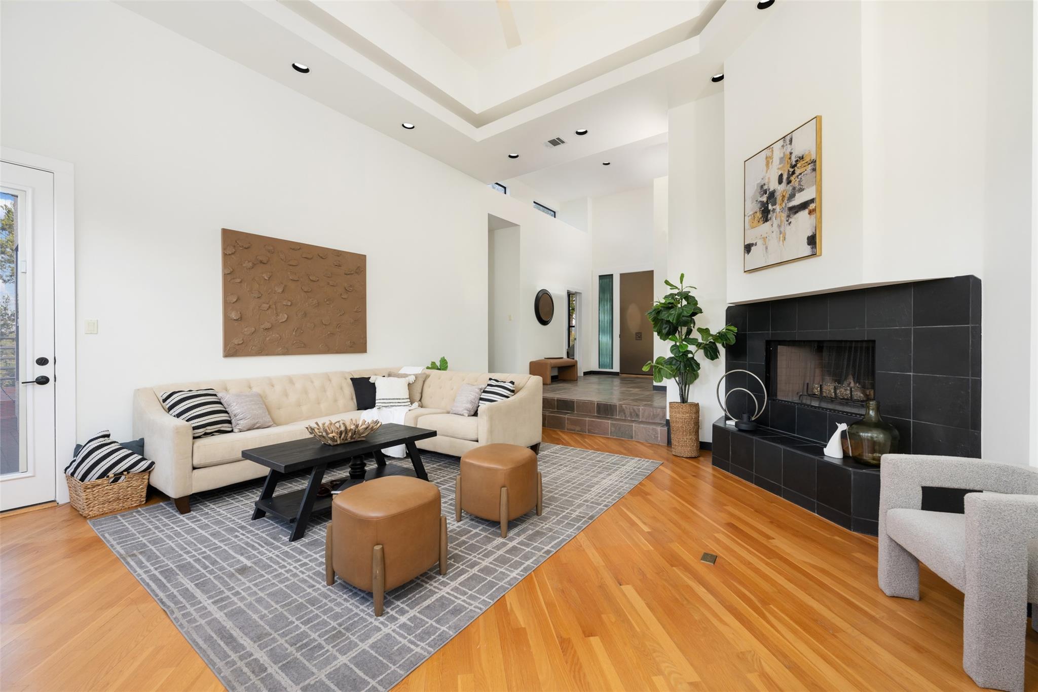 8404 Lone Mesa, Austin, TX 78759