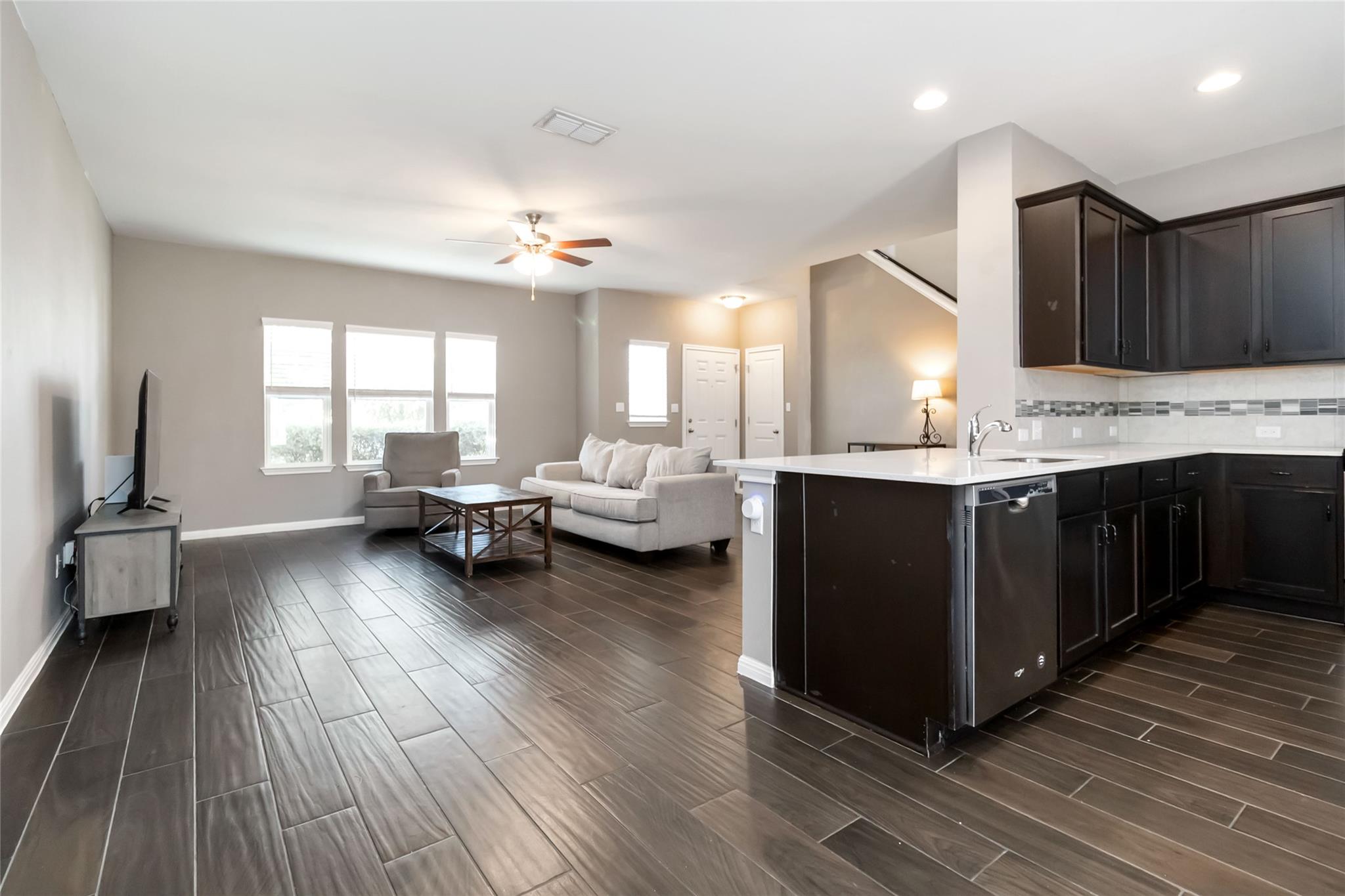 161 Horsemint Way, San Marcos, TX 78666