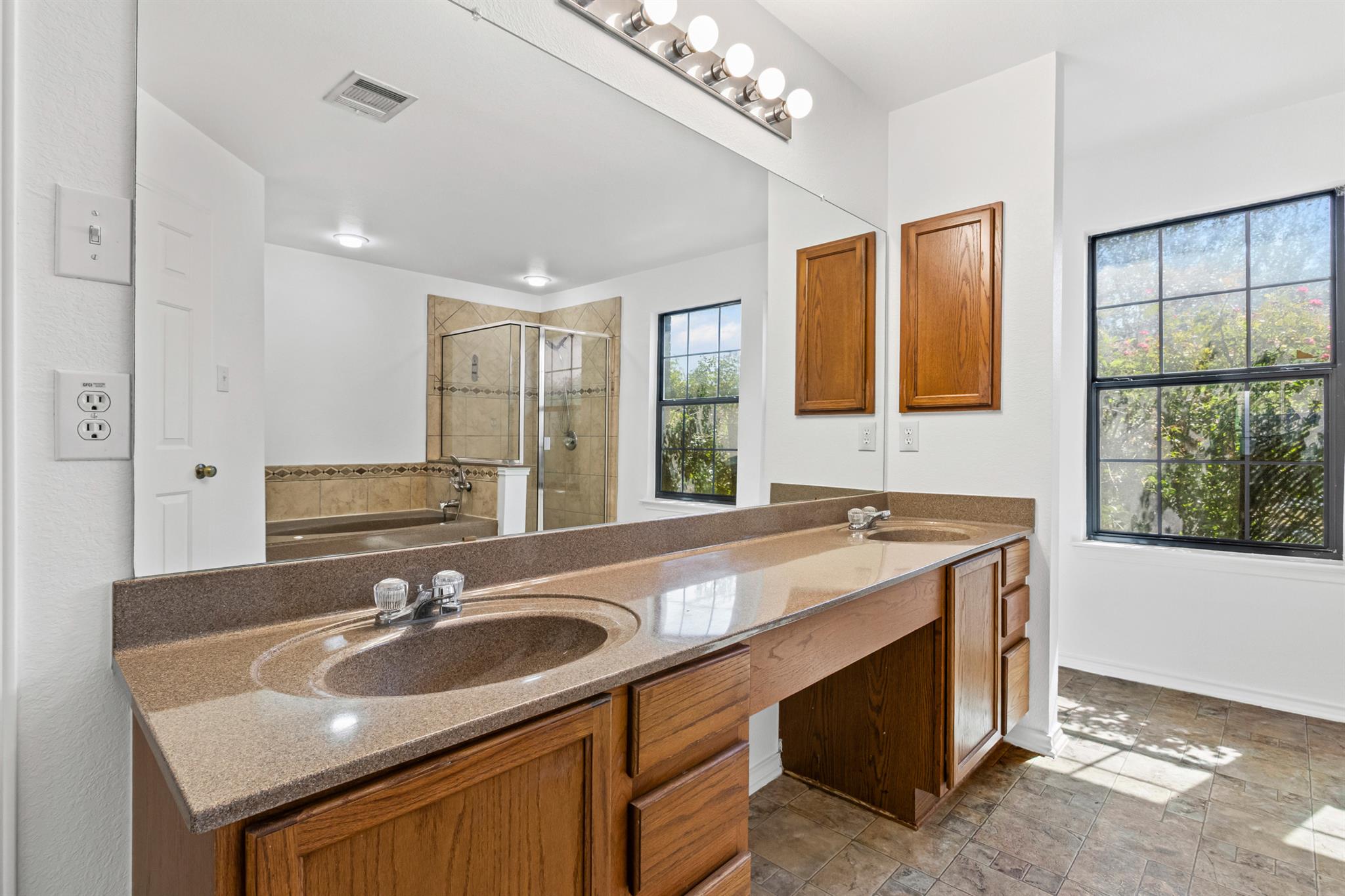 101 Santolina Ln, Round Rock, TX 78664